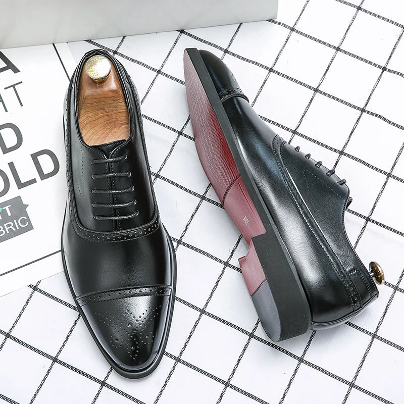 Oxfordi brogue - elegáns sziluett és jellegzetes piros talp